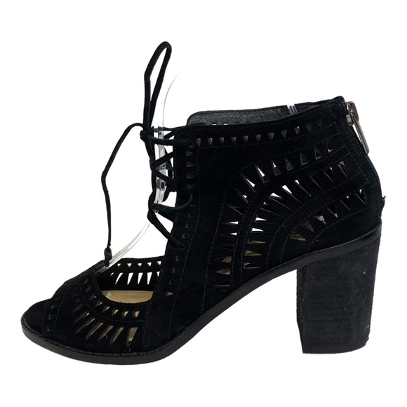 𝅺Vince Camuto Tarita Sandal Heels Laser Cut Black 7 - Picture 10 of 14